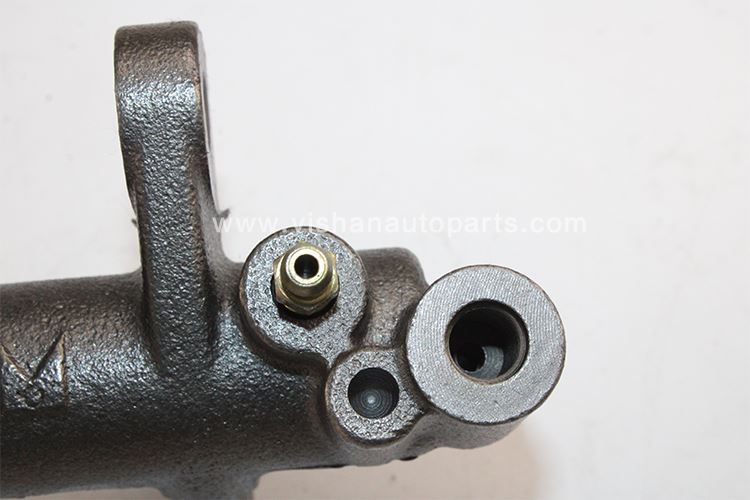 4 isuzu clutch slave cylinder